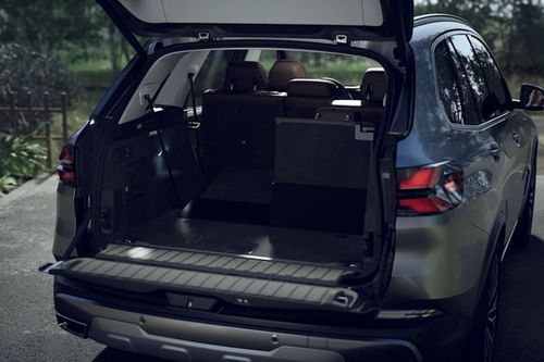BMW X5 Facelift Bootspace
