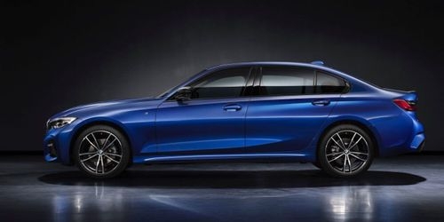 BMW 3 Series: Feature-rich with Advanced Technology