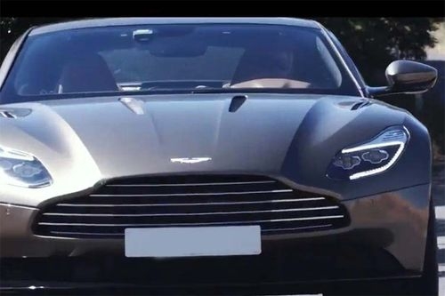 Aston Martin DB11 front grille