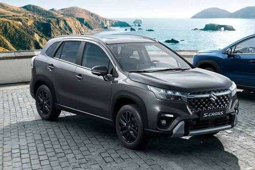 Maruti S-Cross 2022 Right Side Front View Maruti S-Cross 2022 Right Side Front View