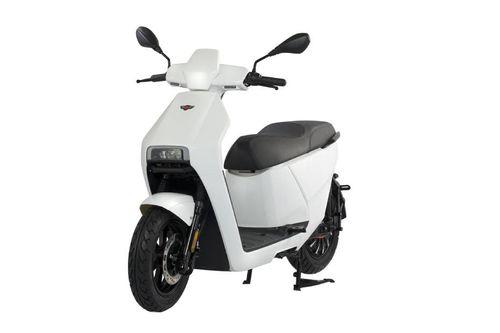 जेव मोटर्स अल्फ़ा-क1 scooter scooters