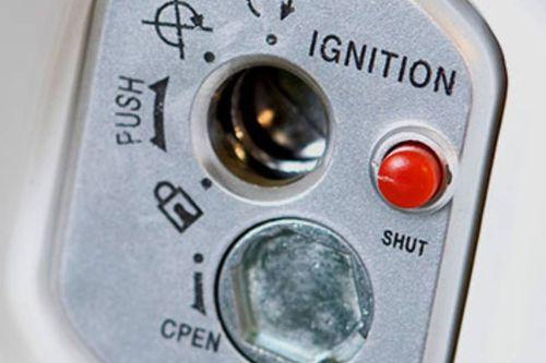 Ignition Lock With Magnetic Shutter