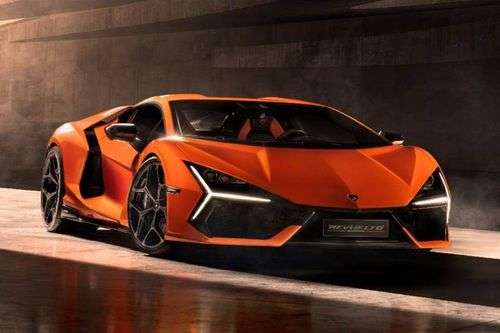 Lamborghini Revuelto Right Side Front View Lamborghini Revuelto Right Side Front View