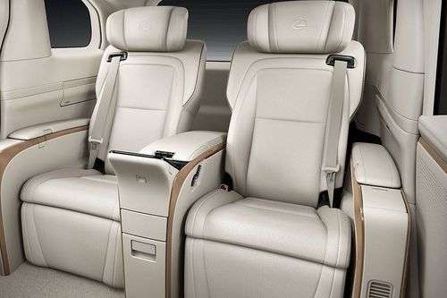 Lexus LM Rear Seat Lexus LM Rear Seat