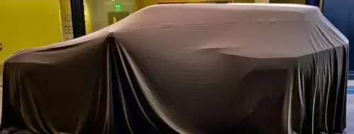 All-new Mahindra XUV500 teaser released All-new Mahindra XUV500 teaser released