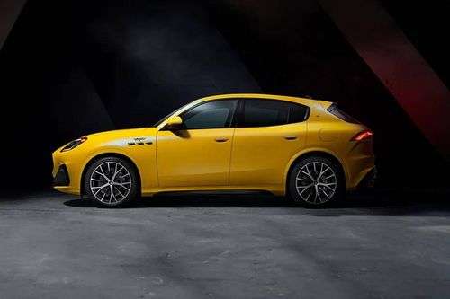 Maserati Grecale Left Side View Maserati Grecale Left Side View