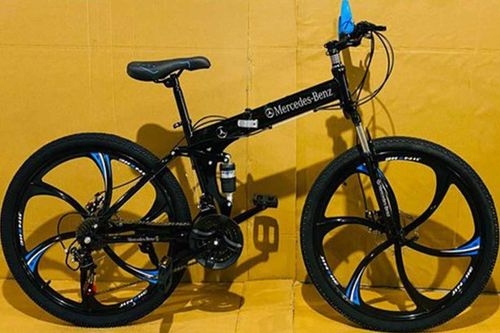 मर्सेडीज HOTWHEELS Black MERCEDES BENZ SLEEK CYCLE मर्सेडीज HOTWHEELS Black MERCEDES BENZ SLEEK CYCLE