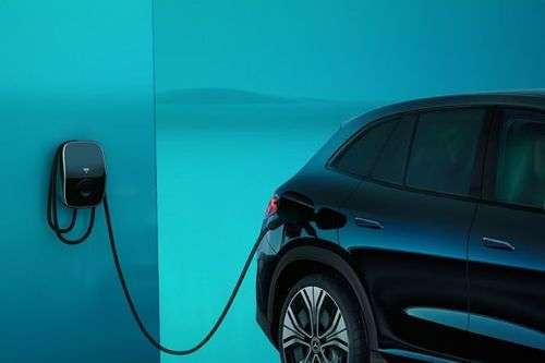 Mercedes-Benz EQE Charging Mercedes-Benz EQE Charging