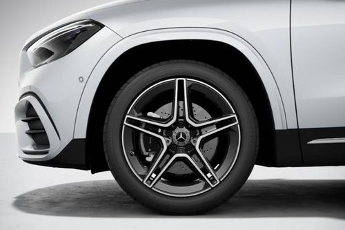 Mercedes-Benz GLA Front Alloy Wheel
