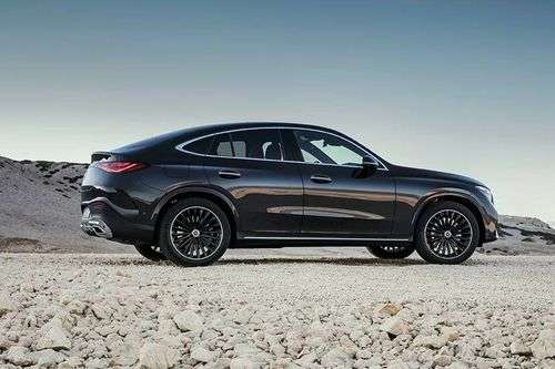 Mercedes-Benz GLC Coupe 2024 Right Side View Mercedes-Benz GLC Coupe 2024 Right Side View