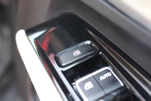 MG Hector Front Driver Power Window Switches: Front & Rear