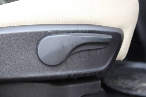 MG Hector Seat Adjustment 