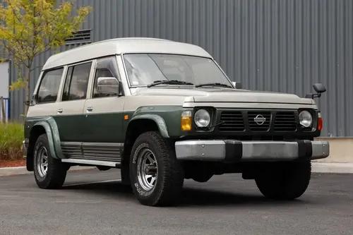 Nissan Safari Granroad Right Side Front View Nissan Safari Granroad Right Side Front View