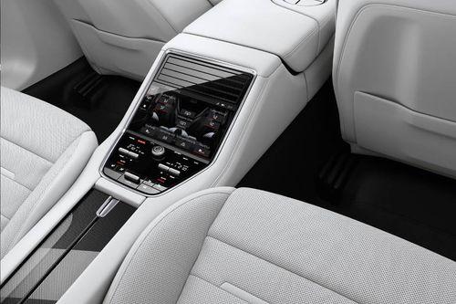 Porsche Panamera Rear Seat Music control