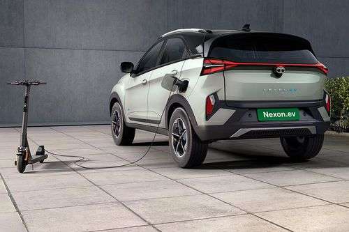 Tata Nexon EV Facelift Left Side Rear View Tata Nexon EV Facelift Left Side Rear View