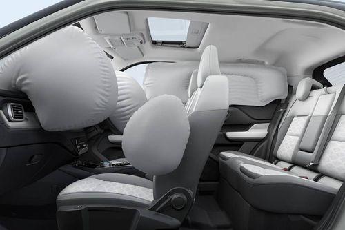 6 Airbags, Driver, Front Passenger, 2 Curtain, Driver Side, Front Passenger Side