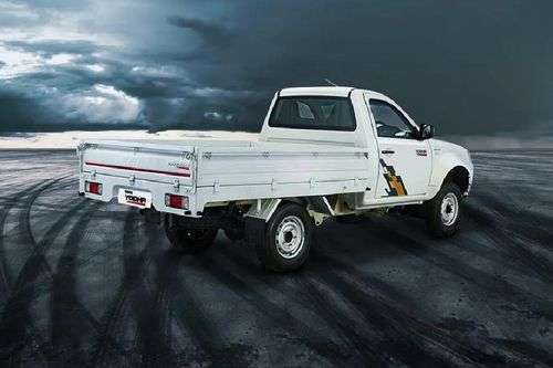 Tata Yodha pickup Right Side View Tata Yodha pickup Right Side View
