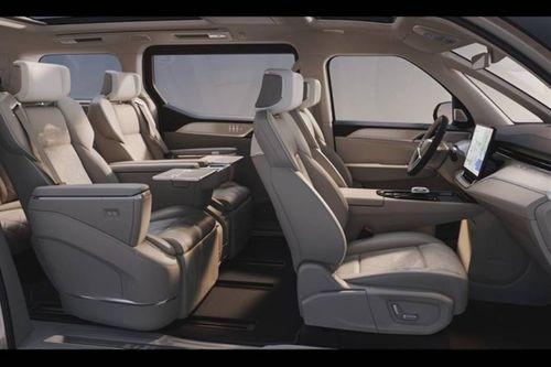 Volvo EM90 Seat View