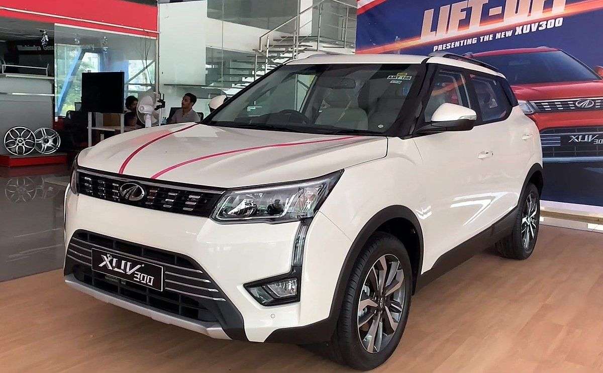 1200px-Mahindra_XUV300.jpg