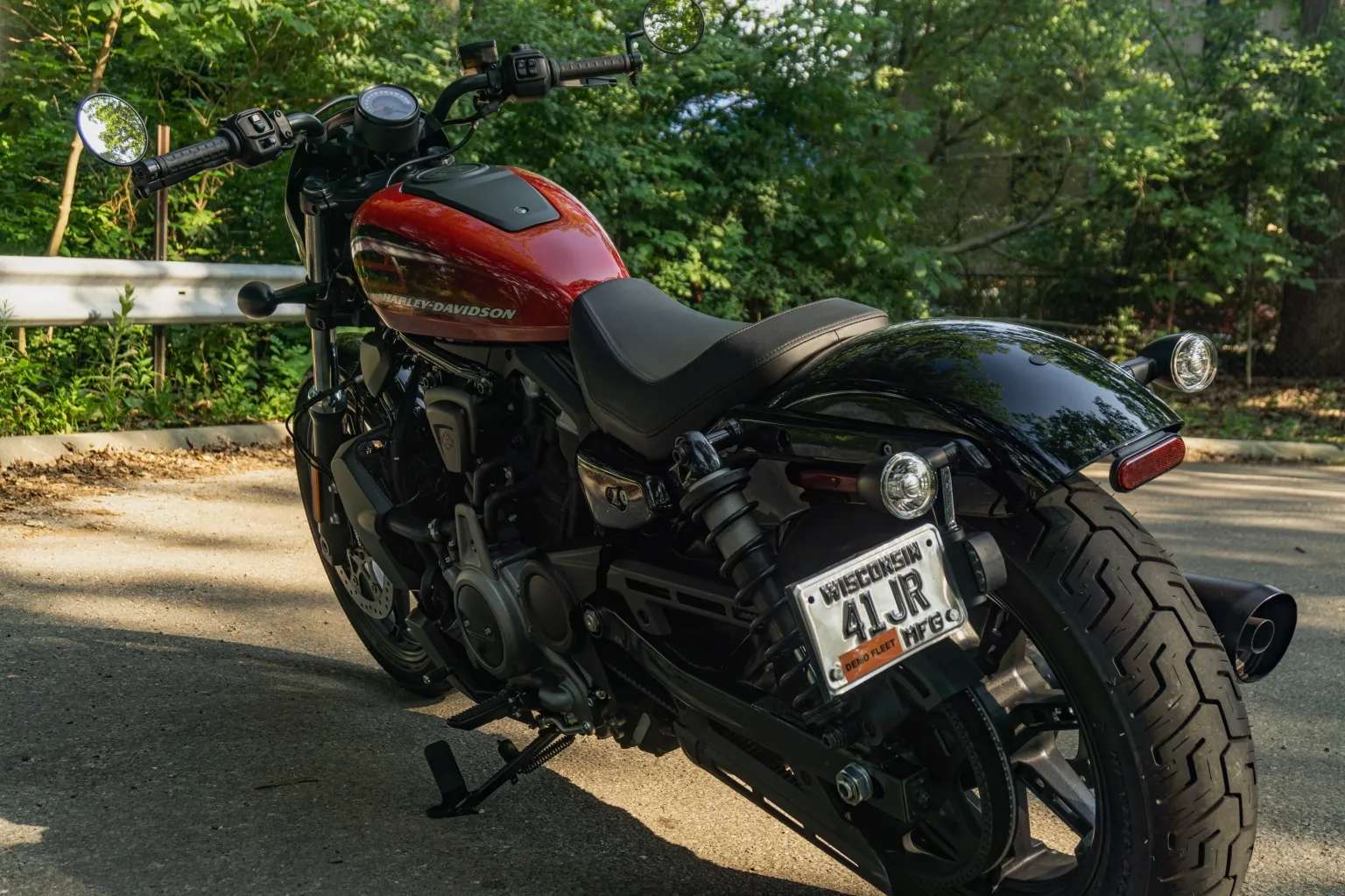 2022-Harley-Davidson-Nightster
