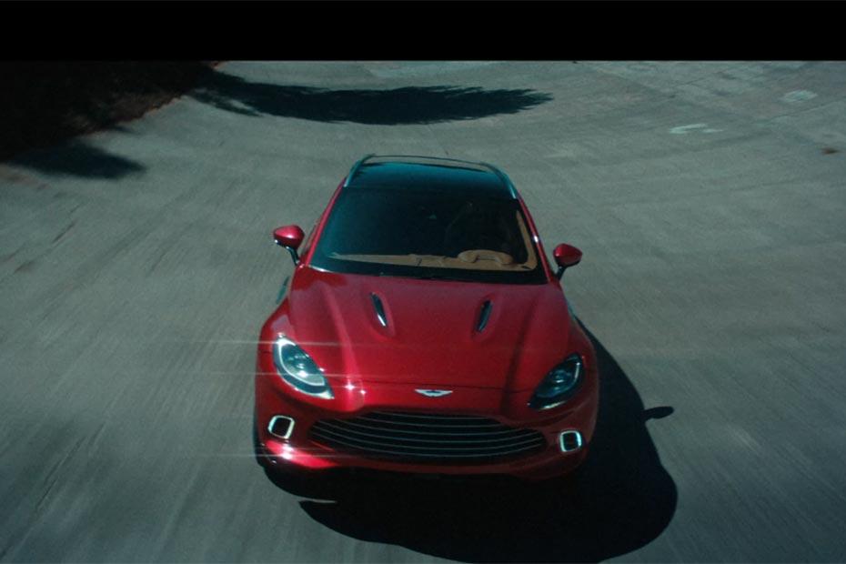 Aston Martin DBX top view Aston Martin DBX top view