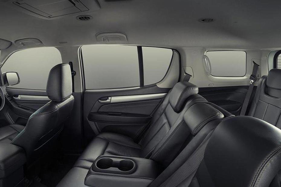 ISUZU MU-X Rear Seats ISUZU MU-X Rear Seats