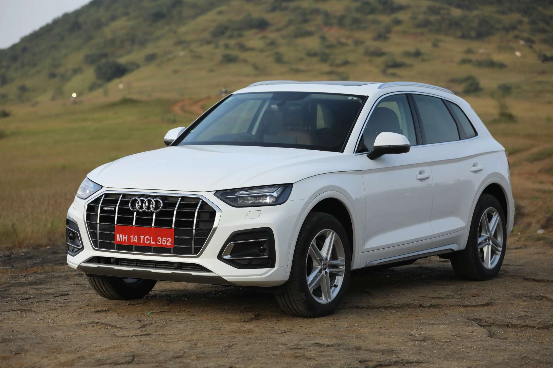 AudiQ5.jpg