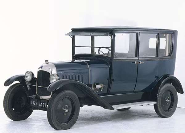 Citroen first all-steel-bodied car B10