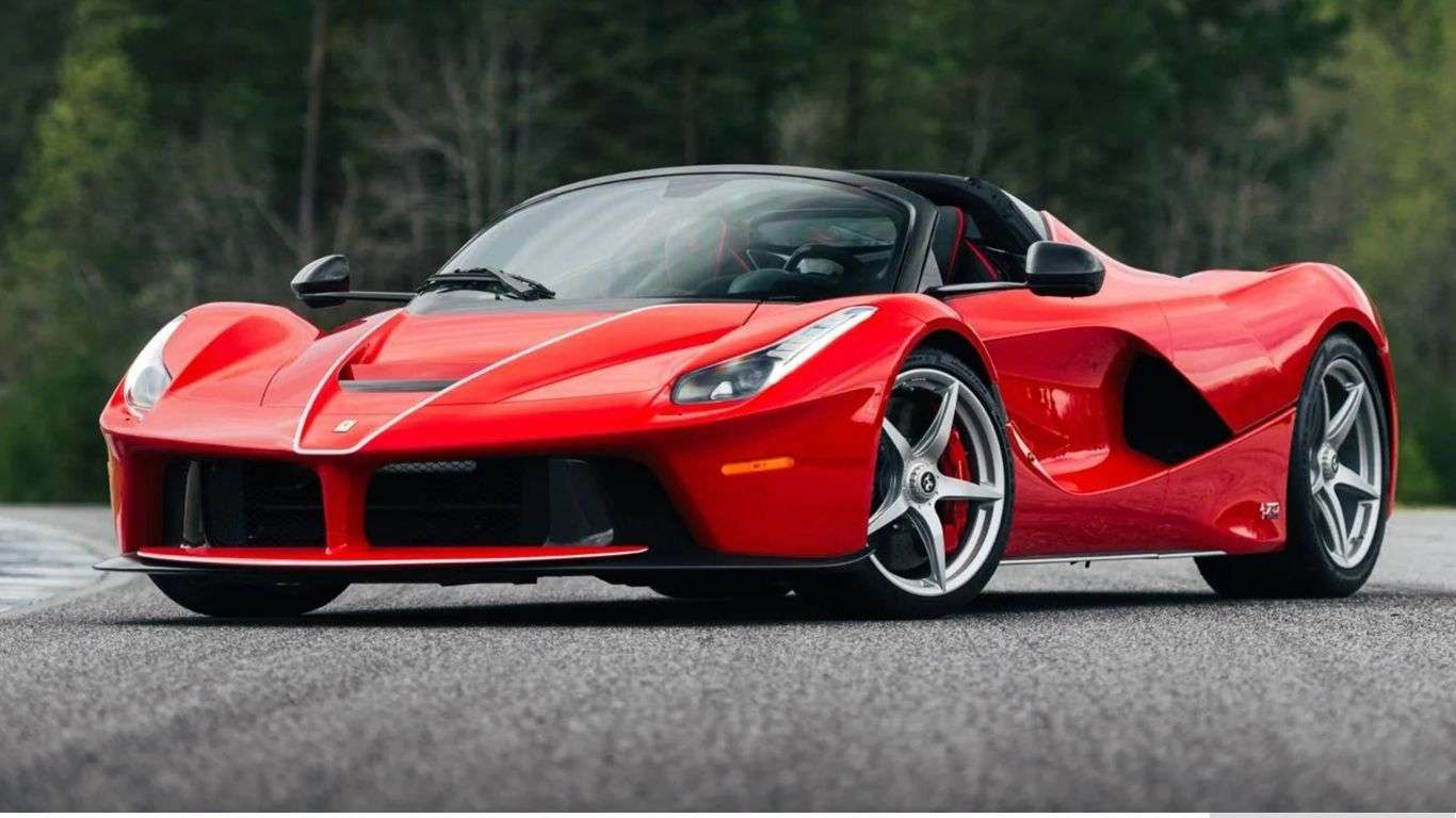 Drake Car Collection - Ferrari LaFerrari