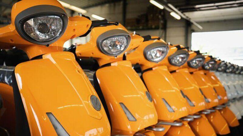 Two-wheeler EV Batteries to face mandatory safety checks and approvals