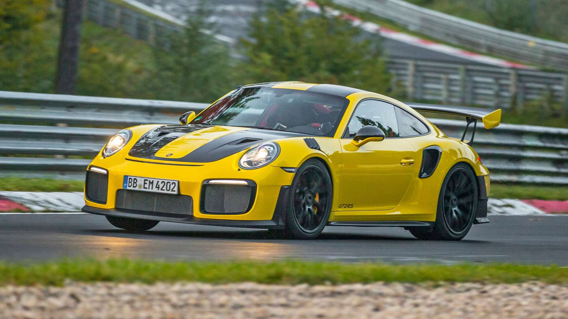 Eminem Porsche 911 GT2 RS