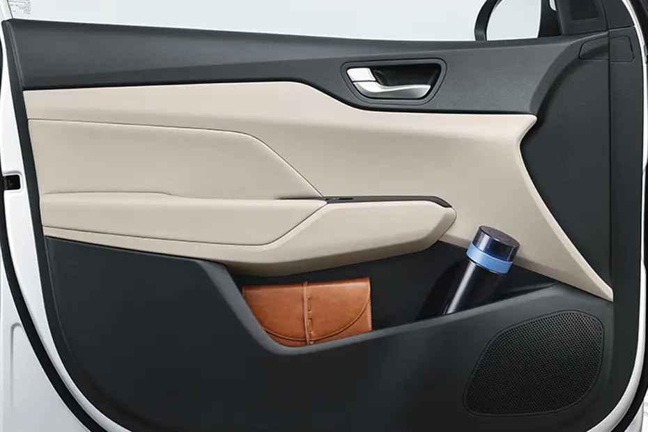 Hyundai Verna Interior Image