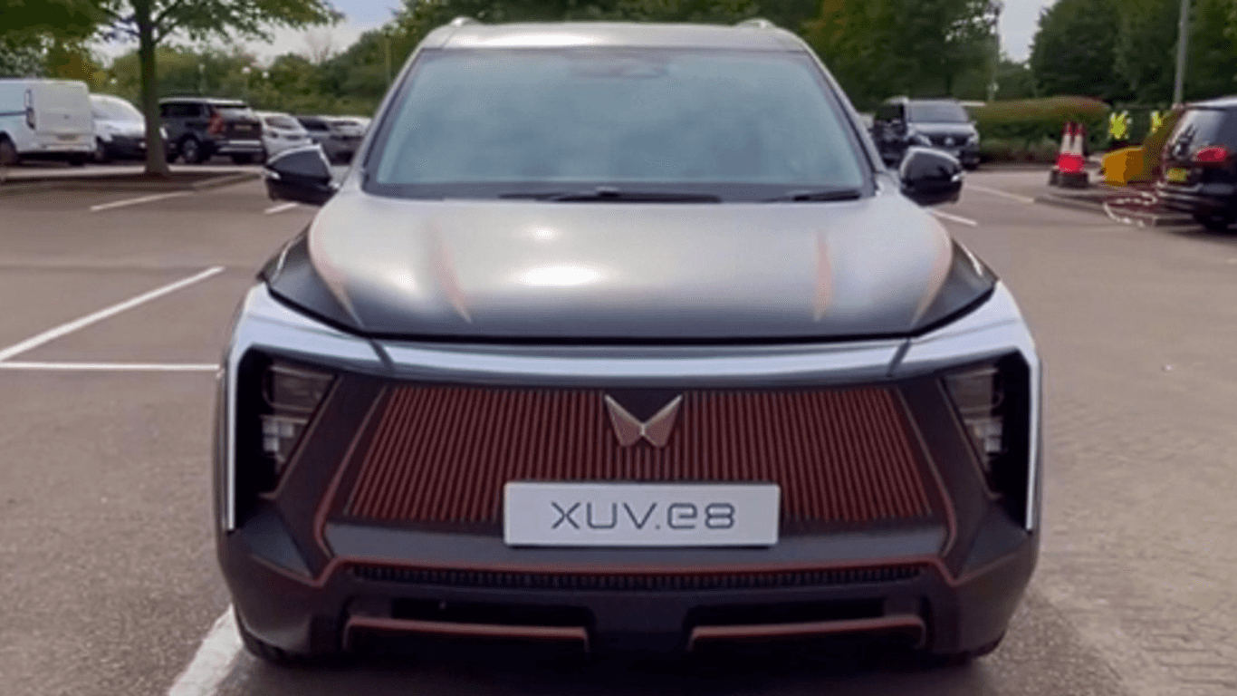 Mahindra XUV.e8