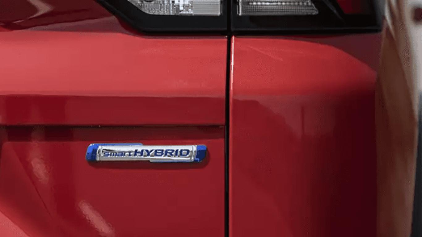 Maruti Brezza Smart Hybrid Makes a Return in Manual Form