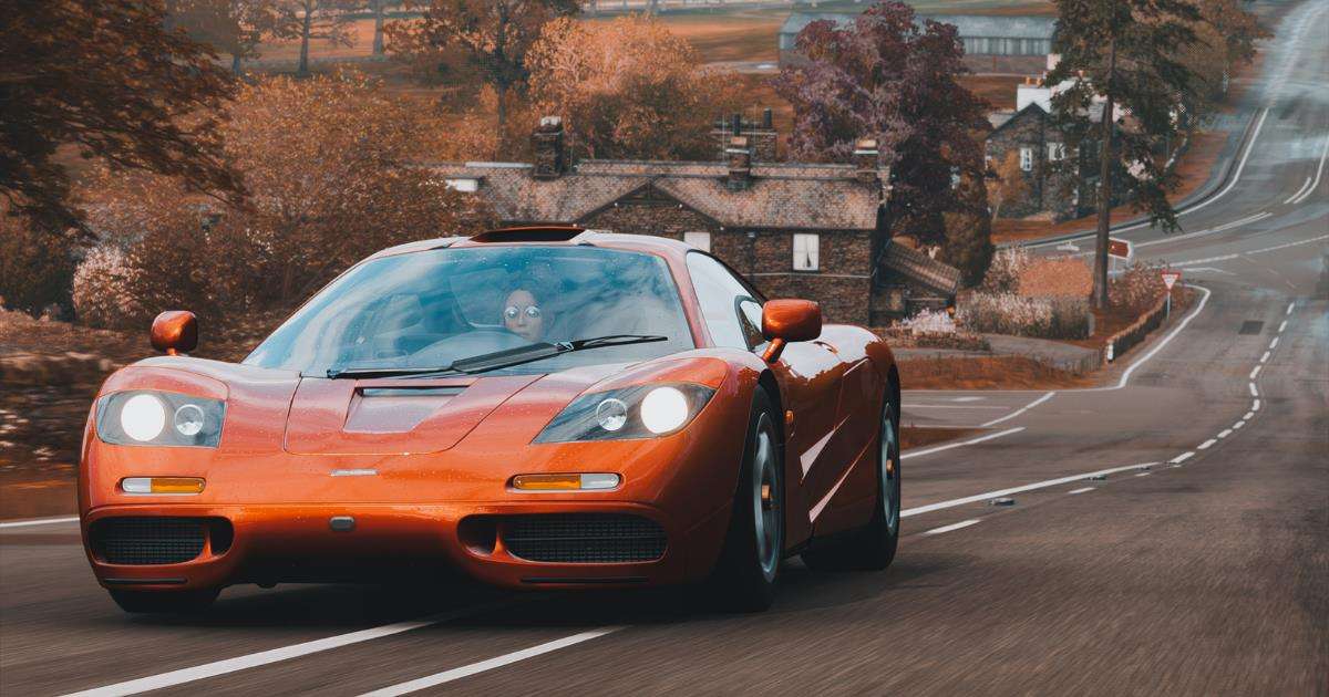मैकलारेन 720S.jpg