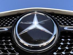 Mercedes Benz to Launch 10 New Cars in 2022, Aims for Double-Digit Growth