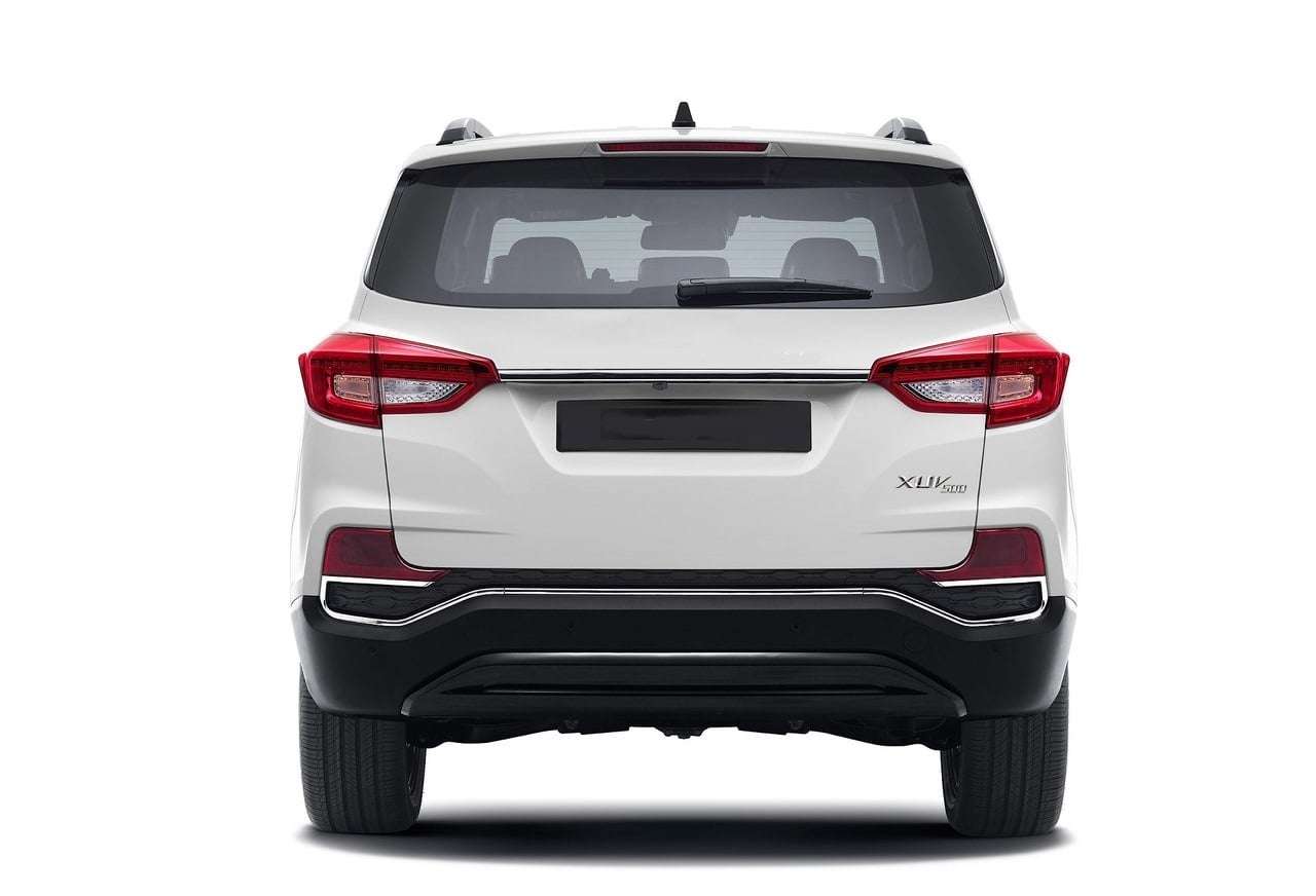 Mahindra XUV700.jpg