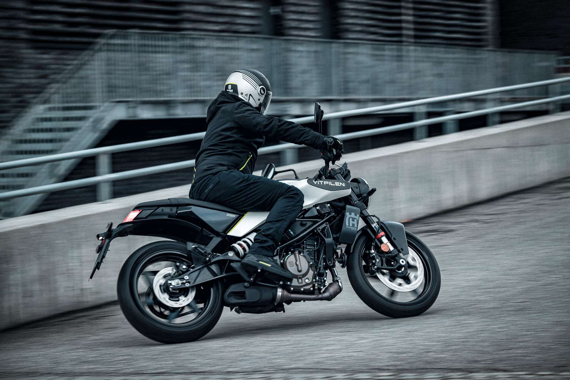 Vitpilen 250 2024