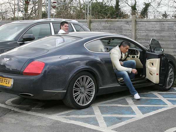 cristiano-ronaldo-bentley-continental