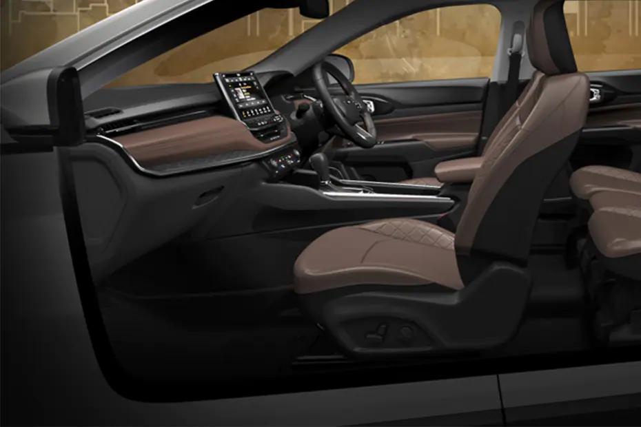 Jeep Meridian Door View of Driver Seat Jeep Meridian Door View of Driver Seat