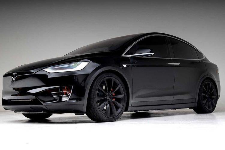 Tesla Model X Left Side Front View Tesla Model X Left Side Front View