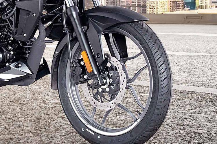 Bajaj Pulsar NS 125 images Bajaj Pulsar NS 125 images