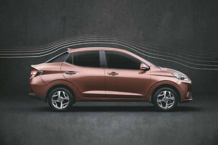 Hyundai-Aura Right Side View Hyundai-Aura Right Side View