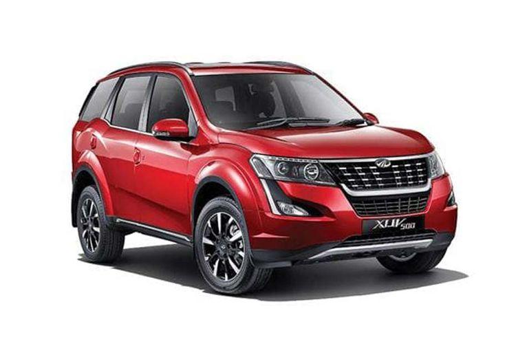Mahindra New XUV500 Right Side Front View Mahindra New XUV500 Right Side Front View