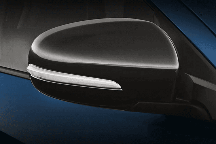 Maruti XL6 side mirror Maruti XL6 side mirror