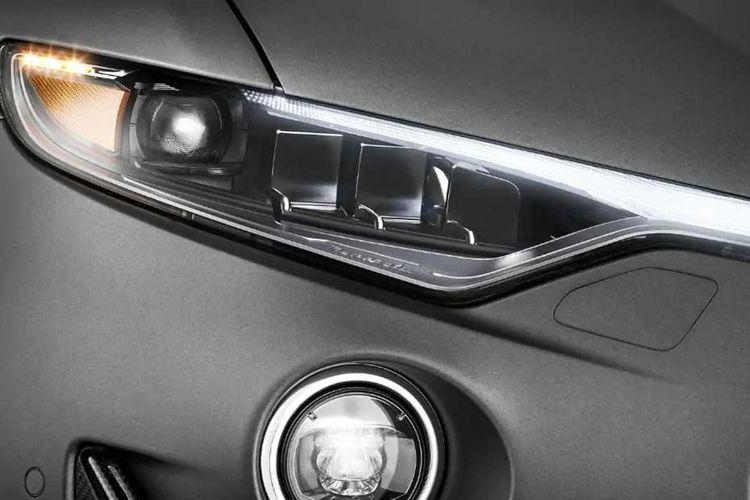 Maserati Levante headlight Maserati Levante headlight