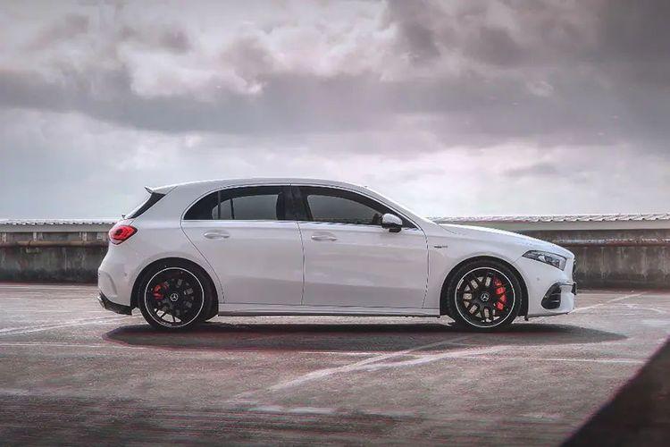 Mercedes-Benz AMG A 45 S Right Side View Mercedes-Benz AMG A 45 S Right Side View