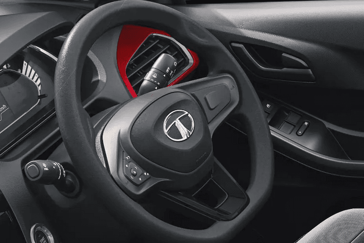 Tata Tiago NRG Stearing Wheel Tata Tiago NRG Stearing Wheel