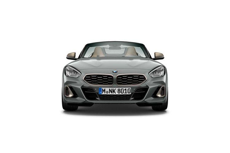 BMW Z4 Front Side View BMW Z4 Front Side View