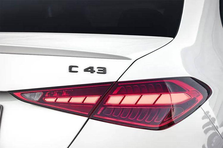 Mercedes Benz AMG C 43 Tail Light Mercedes Benz AMG C 43 Tail Light
